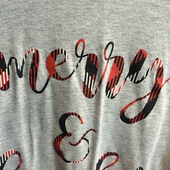 Christmas tee size M - Picture 2 of 3